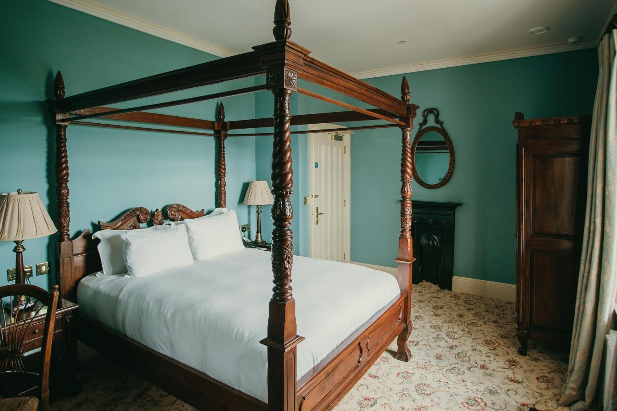Killeavy Castle Estate Hotell Meigh Eksteriør bilde